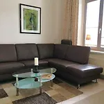 Apartment Schering App. Eg Links