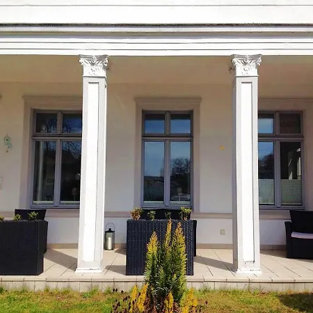Villa-schering-app-eg-links Apartman *