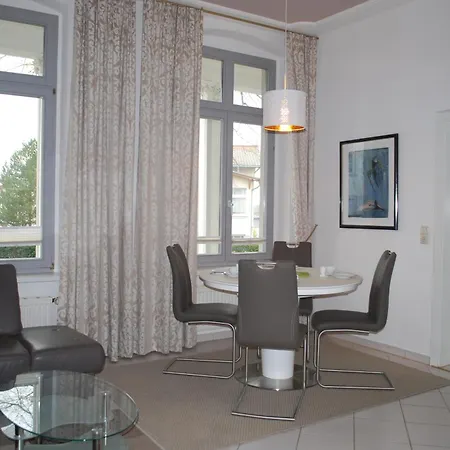 Villa-schering-app-eg-links Heringsdorf