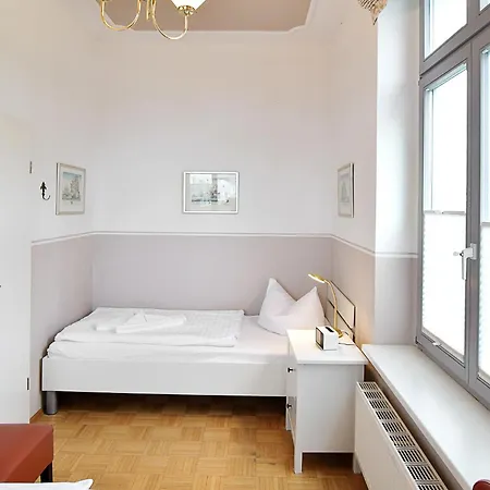 Apartmán Villa-schering-app-eg-links